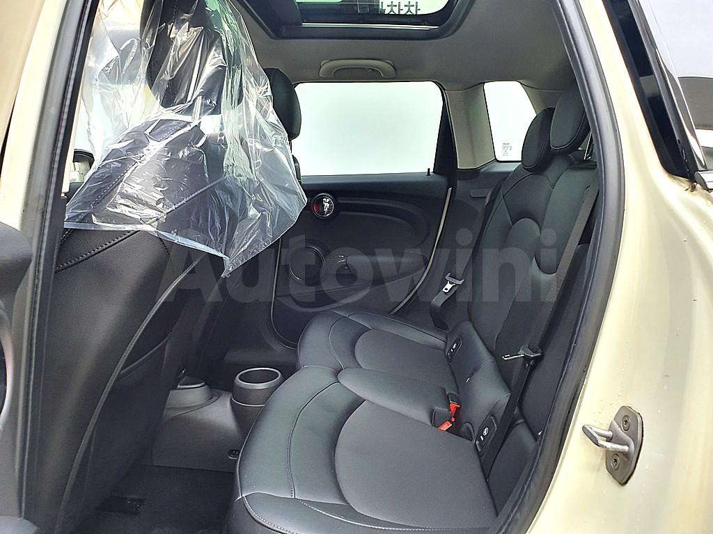 2015 MINI COOPER D 1.5 5-DOOR MID 3RD GEN - 10