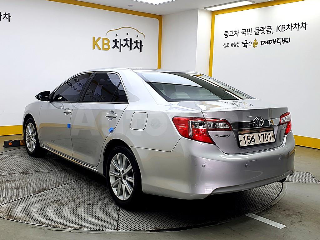 4T1BF1FK3EU748923 2014 TOYOTA  CAMRY 2.5 XLE-3
