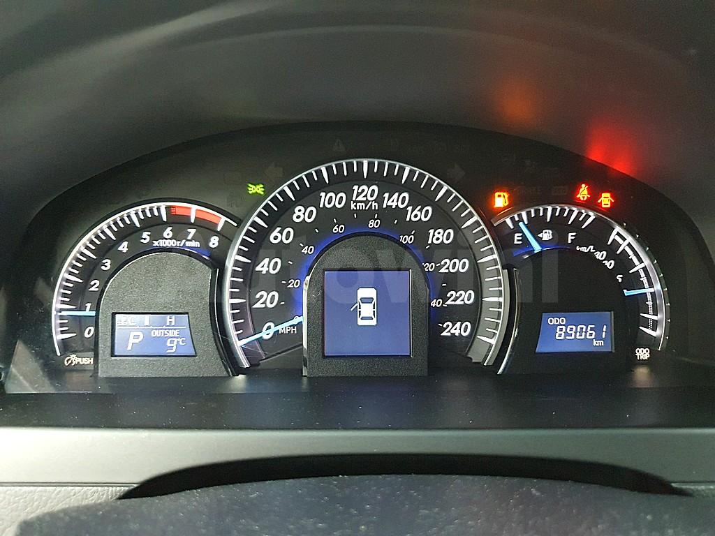 2014 TOYOTA  CAMRY 2.5 XLE - 7