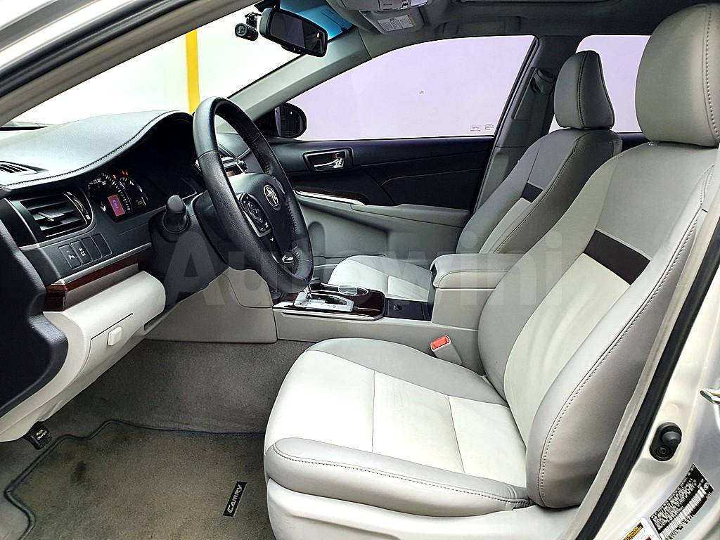 2014 TOYOTA  CAMRY 2.5 XLE - 8