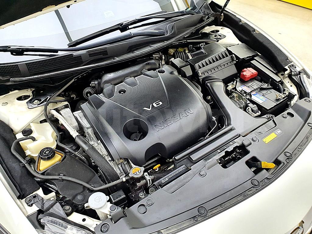 1N4AA6AP4HC396207 2017 NISSAN MAXIMA A36  3.5 PLATINUM-5