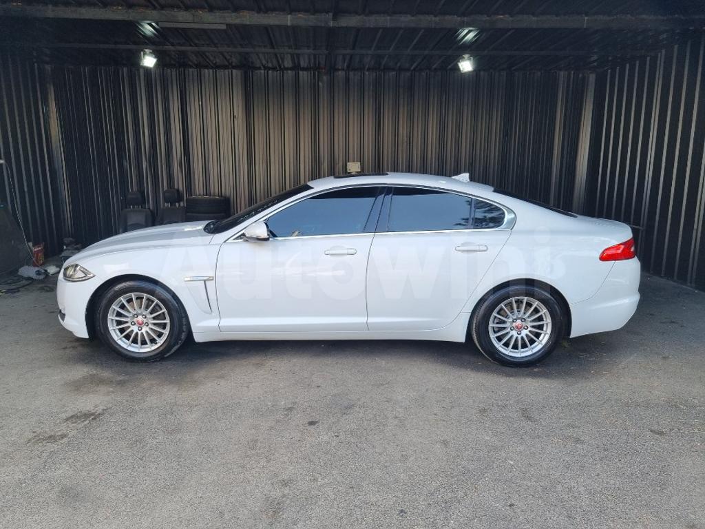 SAJAA05K8EDU15841 2014 JAGUAR XF SUNROOF 2WD-1