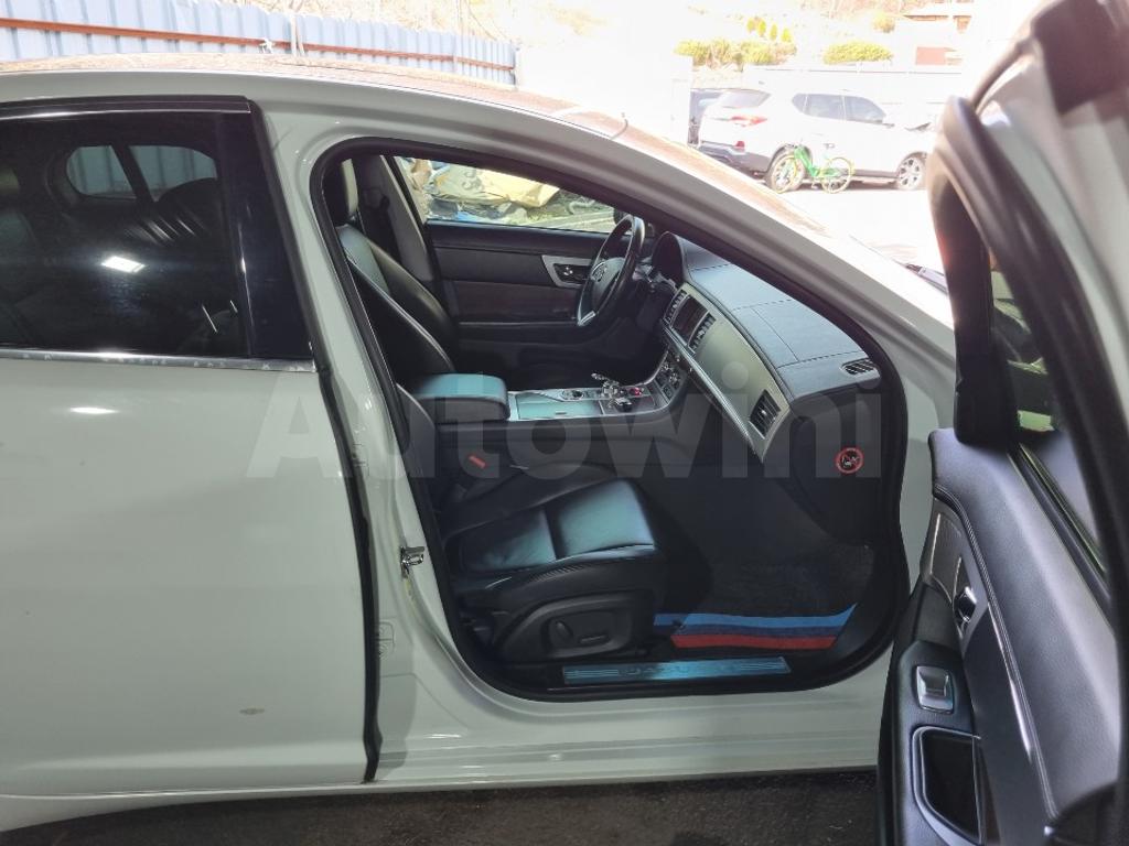 2014 JAGUAR XF SUNROOF 2WD - 18