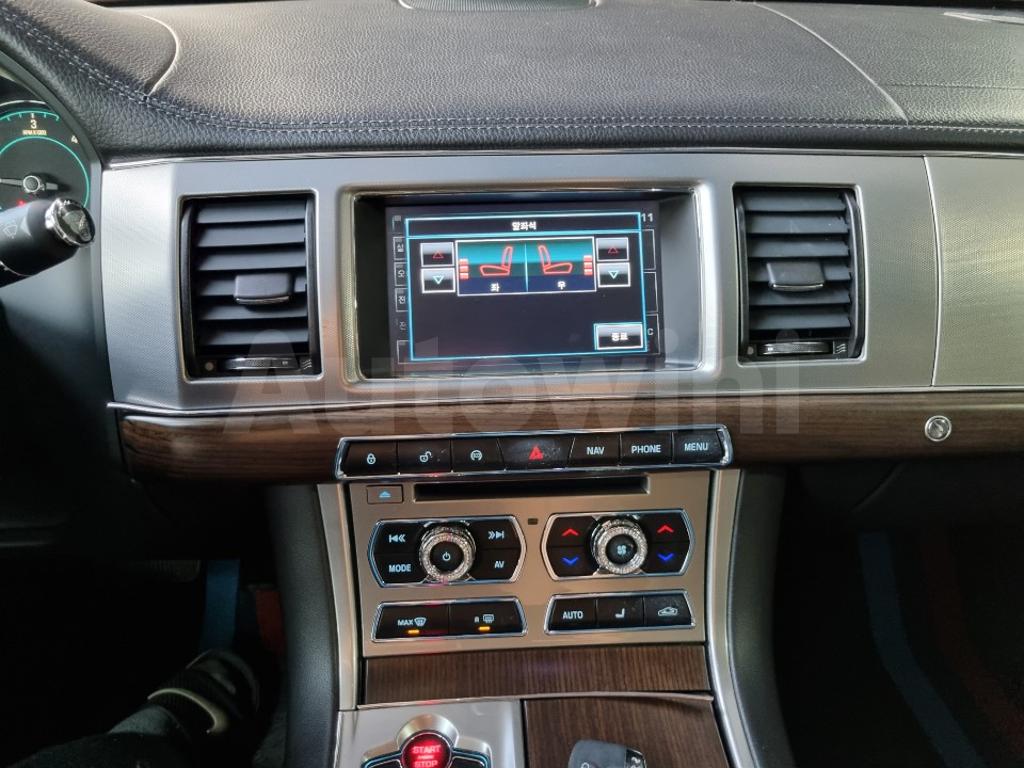2014 JAGUAR XF SUNROOF 2WD - 26
