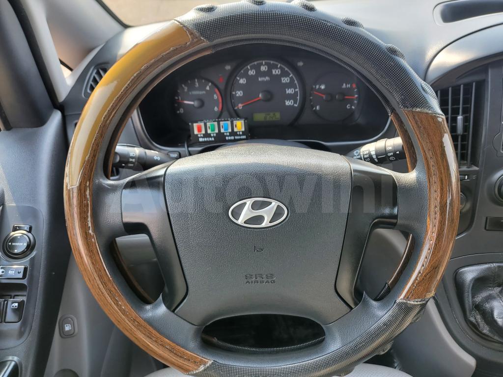 2014 HYUNDAI GRAND STAREX H-1 DELUXE 12 SEATS - 32