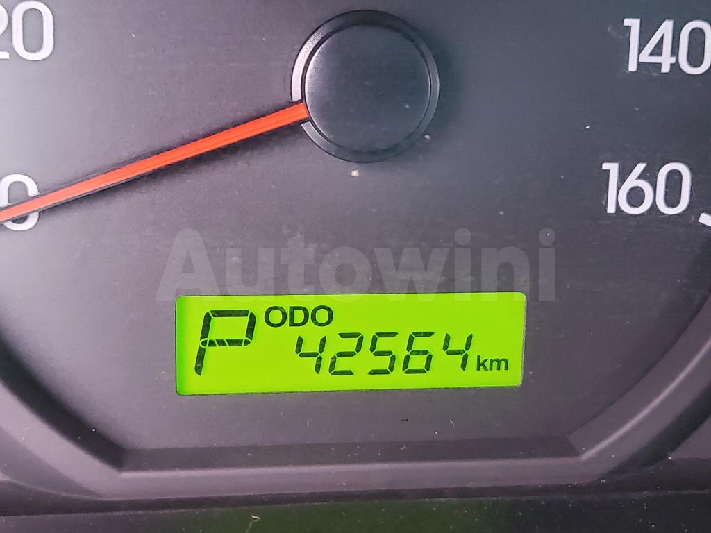 2014 HYUNDAI GRAND STAREX H-1 DELUXE 12 SEATS - 47