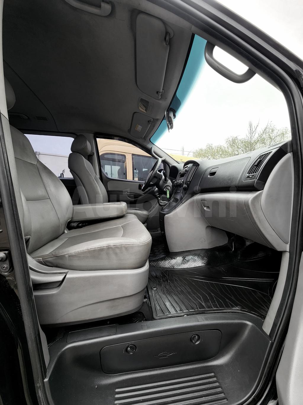 2014 HYUNDAI GRAND STAREX H-1 ((12SEAT+M/T+2RD /3RD AIRCON)) - 18