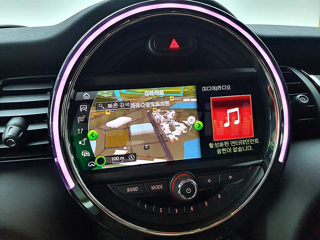 2019 MINI COOPER 1.5 5 DOOR HIGH - 12