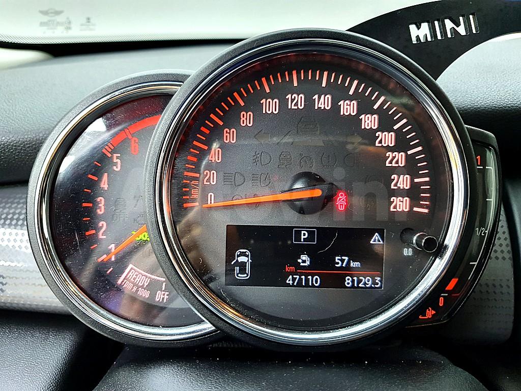 2018 MINI COOPER D 1.5 5 DOOR 3RD GEN - 7
