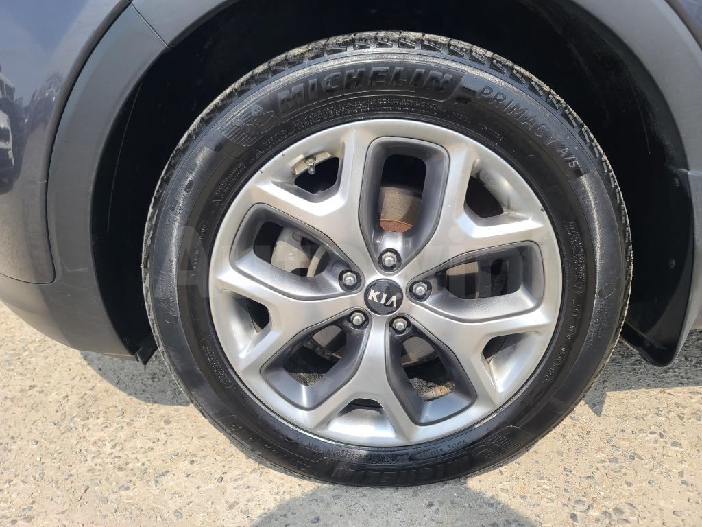 2015 KIA  SORENTO 2.2DIESEL/4WD_PRESTIGE - 19