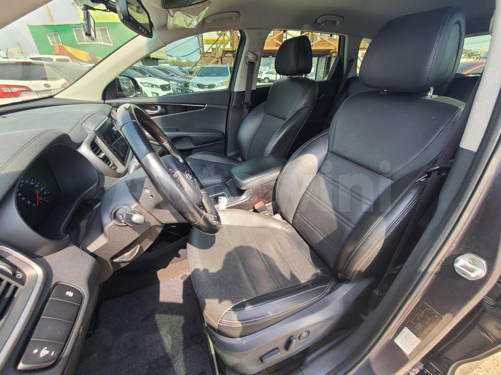2015 KIA  SORENTO 2.2DIESEL/4WD_PRESTIGE - 25