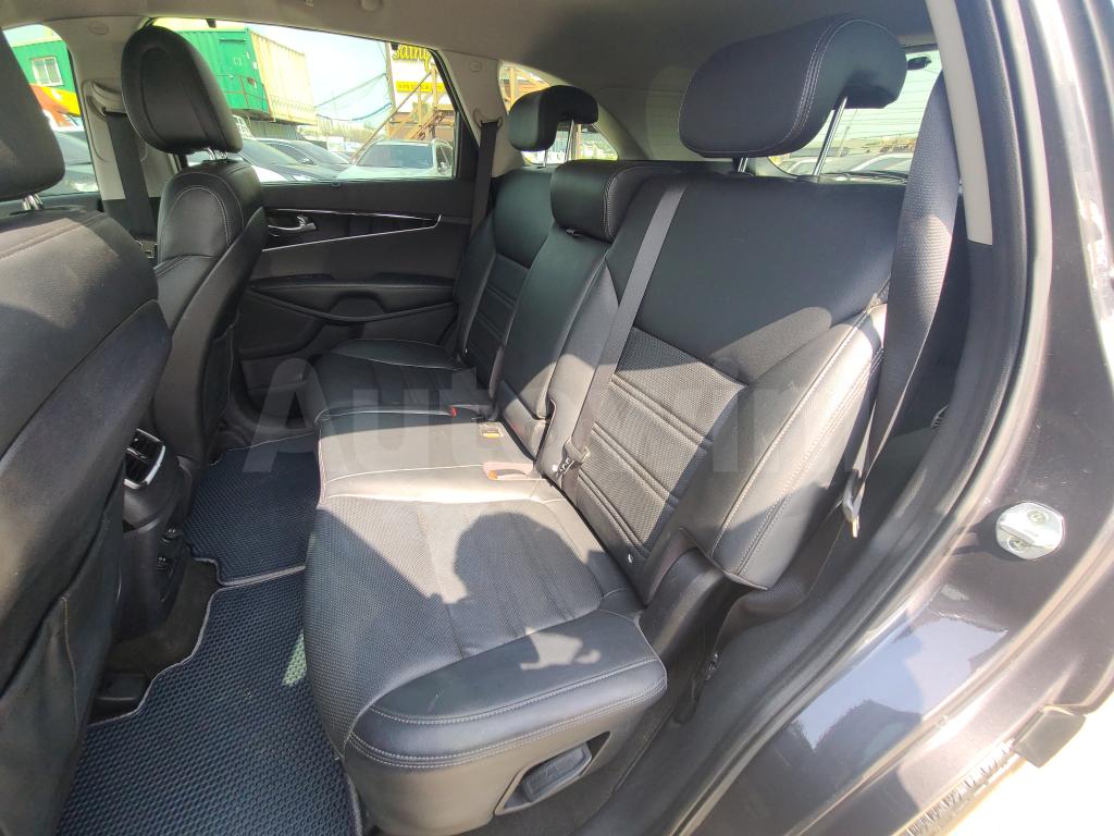 2015 KIA  SORENTO 2.2DIESEL/4WD_PRESTIGE - 26