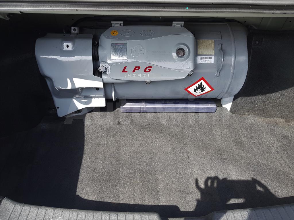 2014 HYUNDAI YF SONATA THE BRILLIANT LPG - 31
