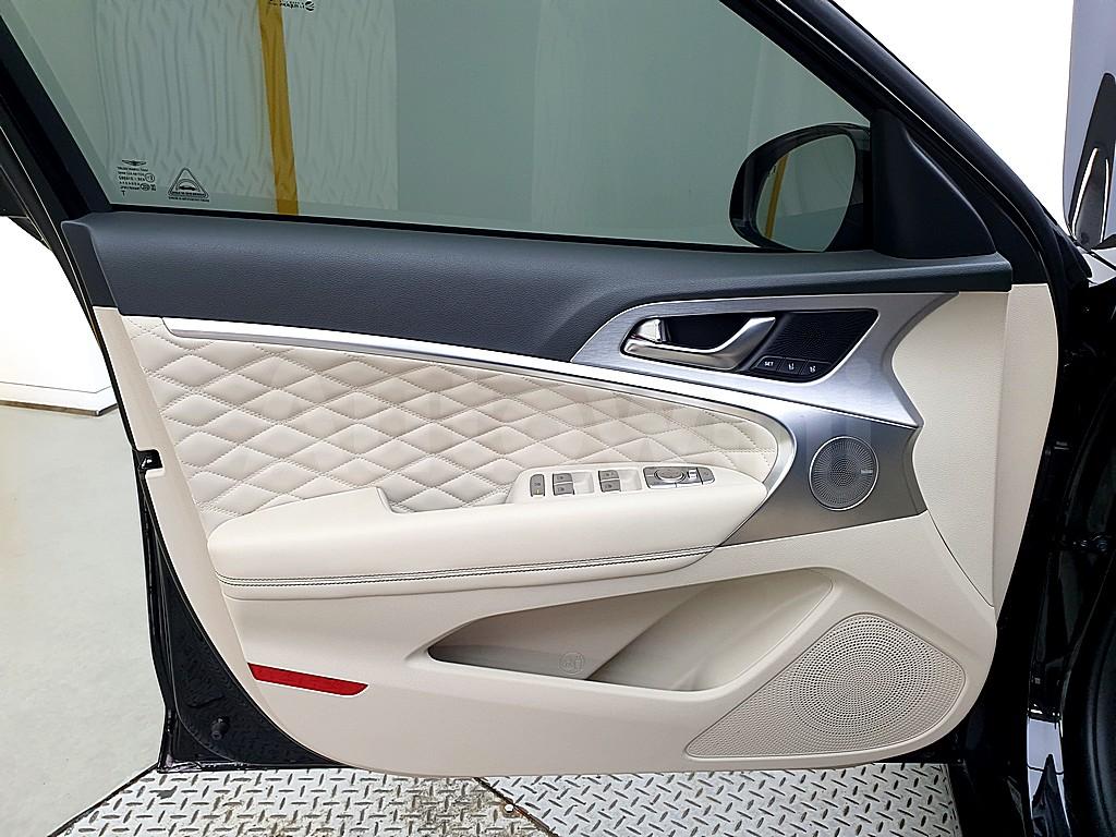 2020 GENESIS G70 2.0T 2WD SPORT PACKAGE - 8