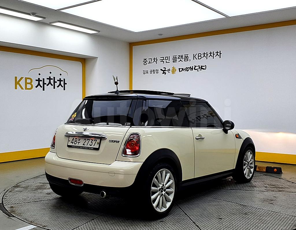 WMWMF3103ATZ91238 2010 MINI COOPER 1.6 MAYFAIR-2