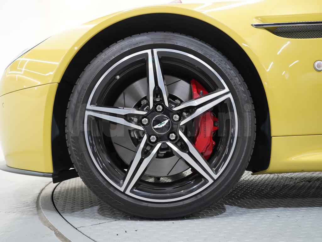 2016 ASTON MARTIN VANTAGE V8 4.7 - 9