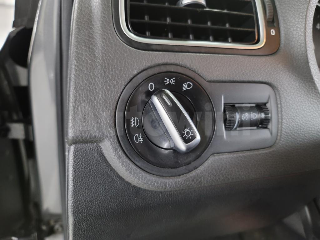 2013 VOLKSWAGEN POLO 1.6TDI R-LINE / NAVI*BEST CAR* - 29