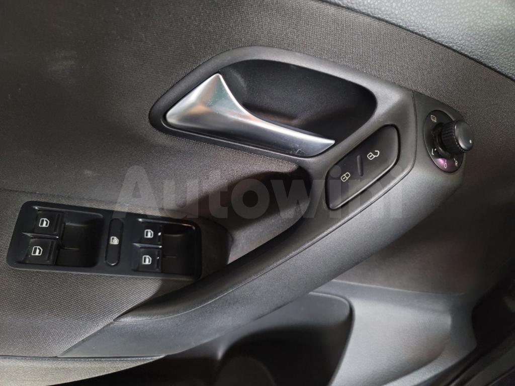 2013 VOLKSWAGEN POLO 1.6TDI R-LINE / NAVI*BEST CAR* - 32