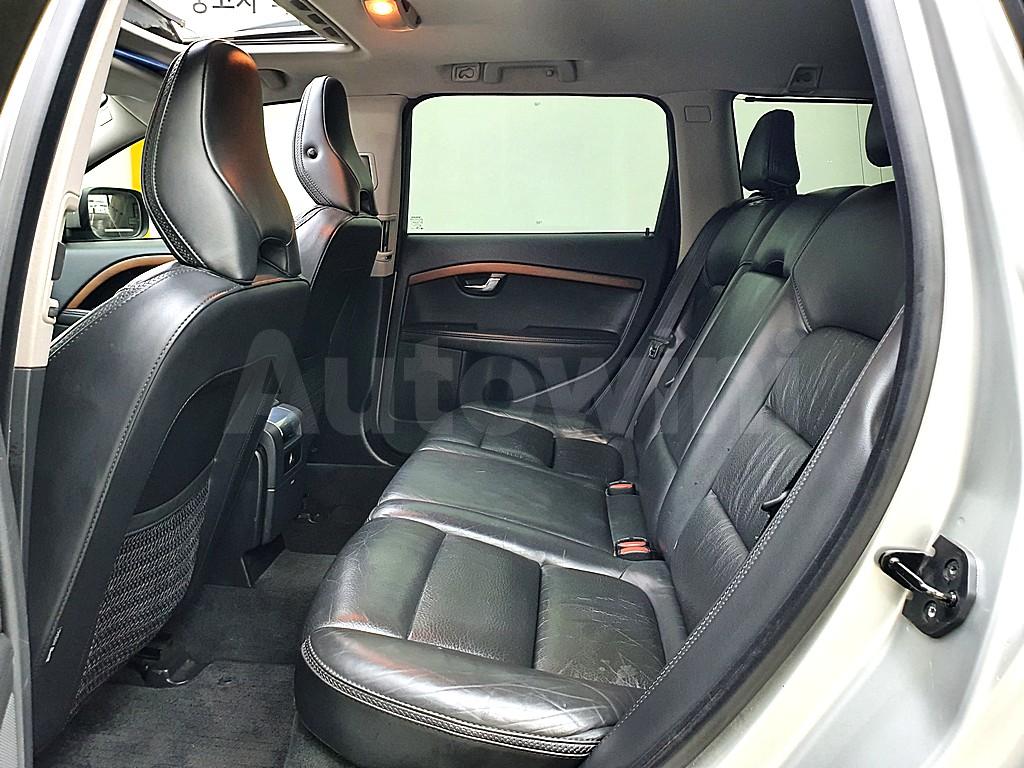 2012 VOLVO XC70 D5 AWD - 11