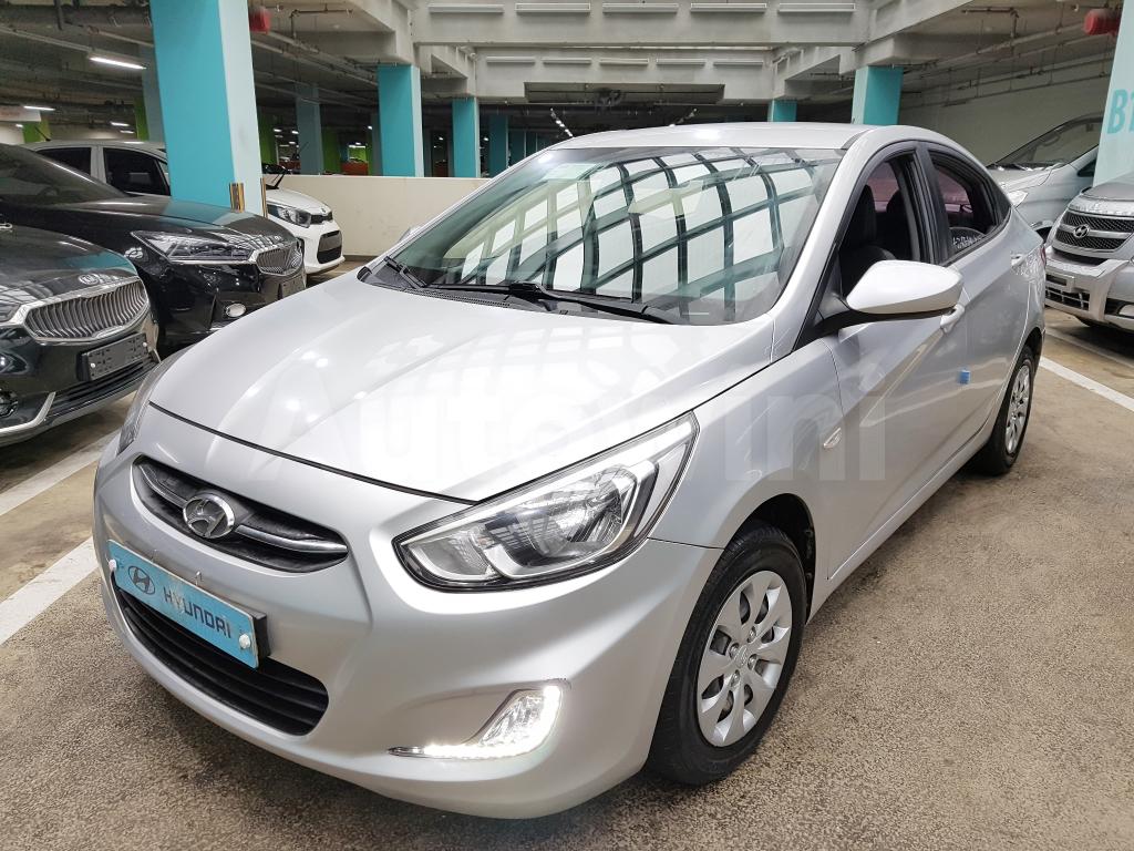 KMHCS41BEHU133088 2017 HYUNDAI ACCENT  GASOLINE(LED+ANDROID+LEATHER)-1