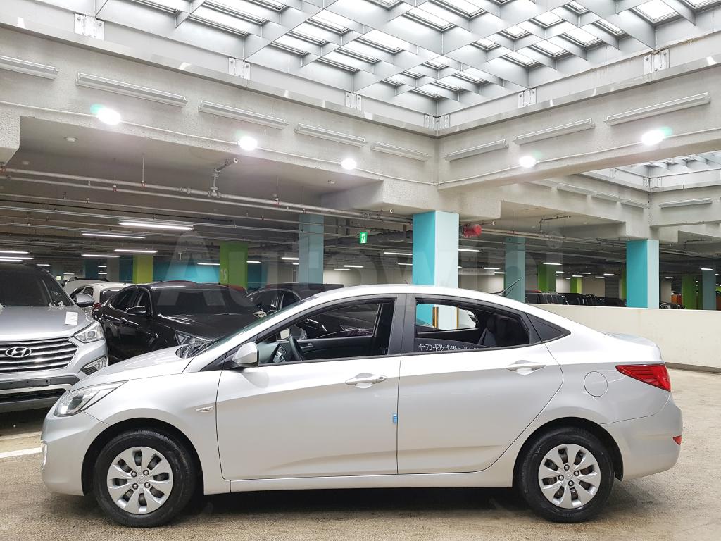 2017 HYUNDAI ACCENT  GASOLINE(LED+ANDROID+LEATHER) - 8