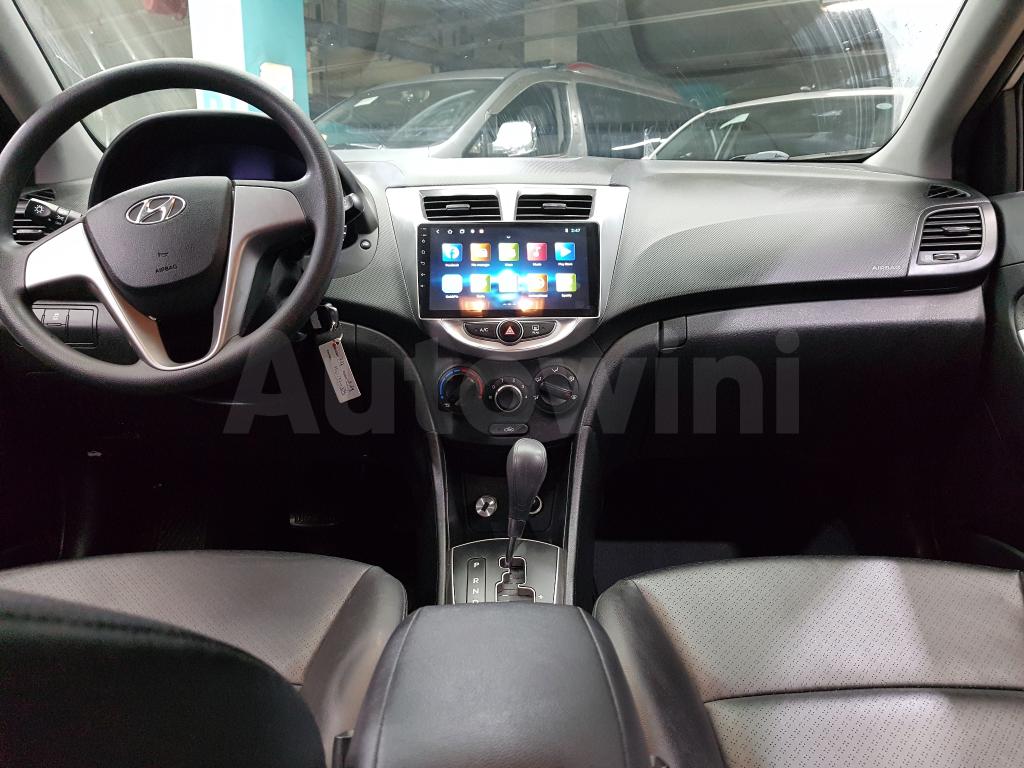 2017 HYUNDAI ACCENT  GASOLINE(LED+ANDROID+LEATHER) - 10