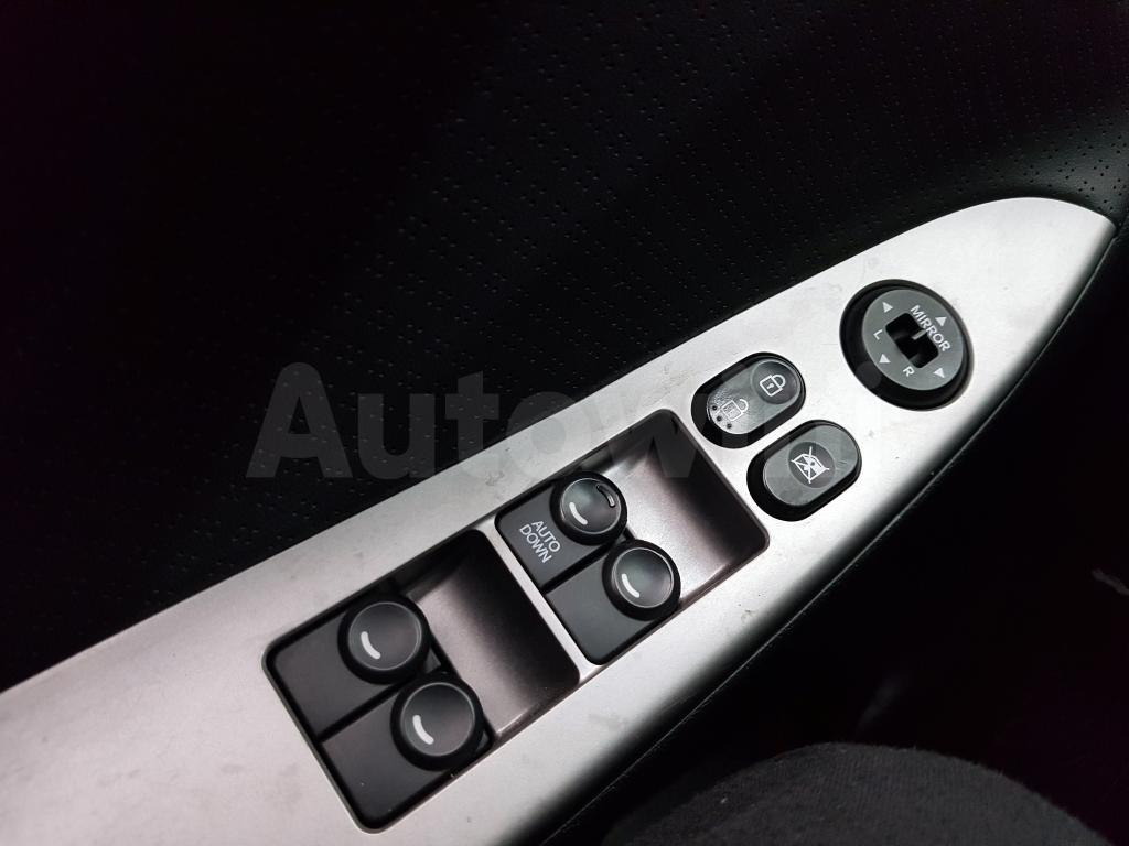 2017 HYUNDAI ACCENT  GASOLINE(LED+ANDROID+LEATHER) - 21