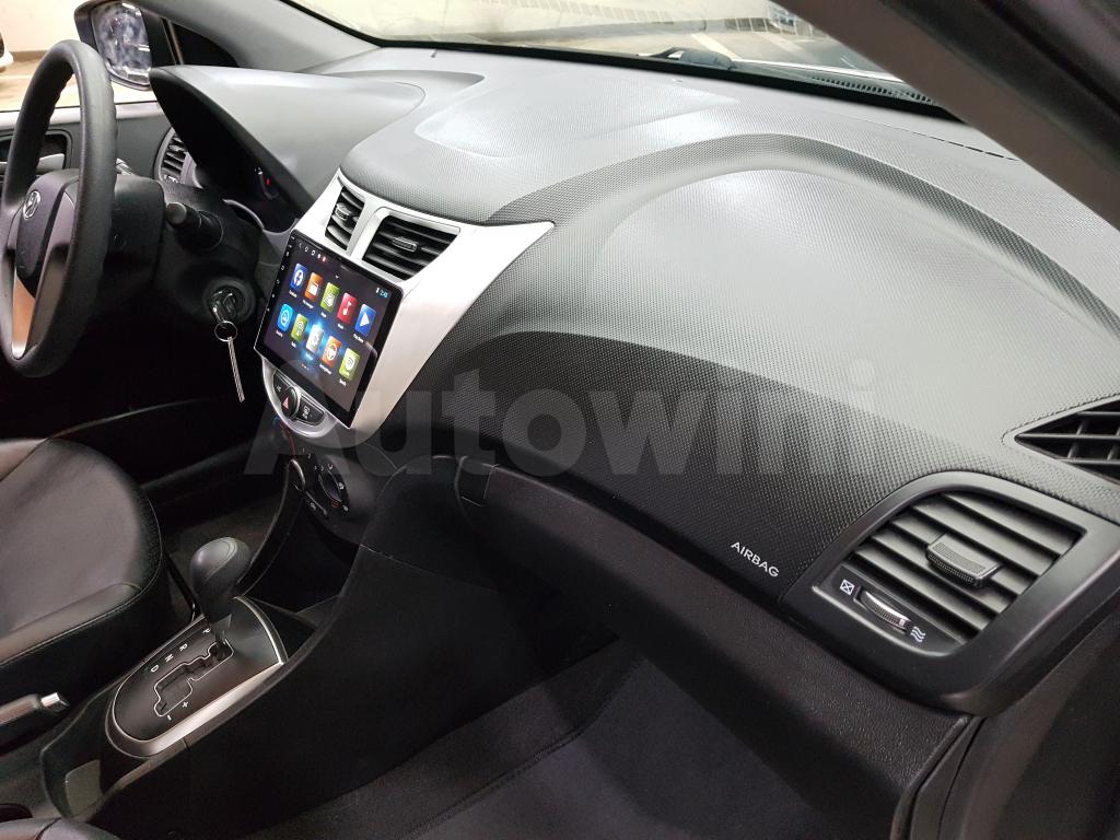 2017 HYUNDAI ACCENT  GASOLINE(LED+ANDROID+LEATHER) - 31
