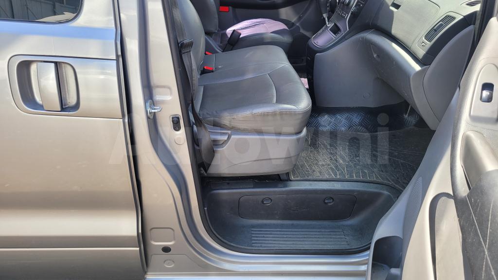 2014 HYUNDAI GRAND STAREX H-1 CVX 12SEATS 2WD A/T - 24