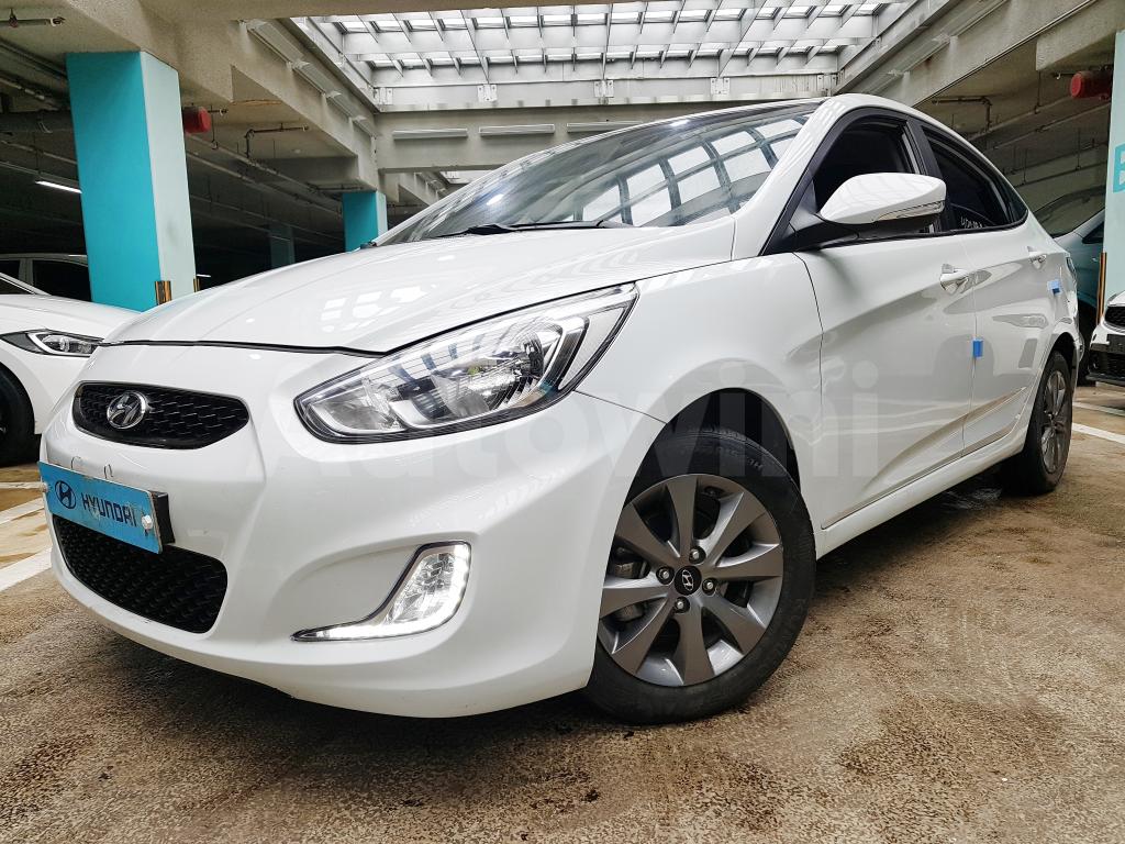 KMHCS41BEKU455488 2019 HYUNDAI ACCENT  G-15R+LED+LEATHER+ANDROID)-0