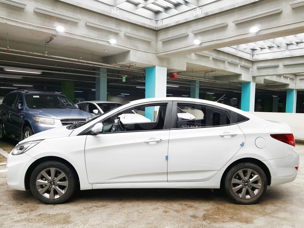 2019 HYUNDAI ACCENT  G-15R+LED+LEATHER+ANDROID) - 8