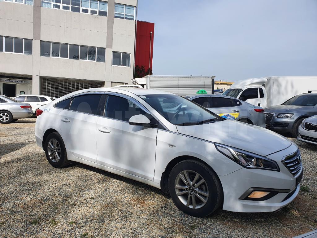 KMHE341DBJA465339 2018 HYUNDAI LF SONATA TAXI-1