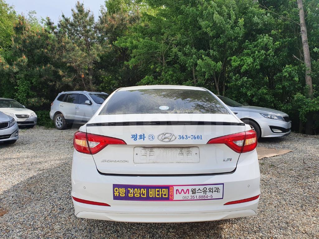 KMHE341DBJA465339 2018 HYUNDAI LF SONATA TAXI-3