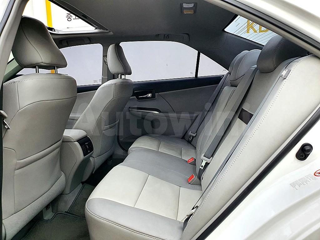 2012 TOYOTA  CAMRY 2.5 XLE - 10