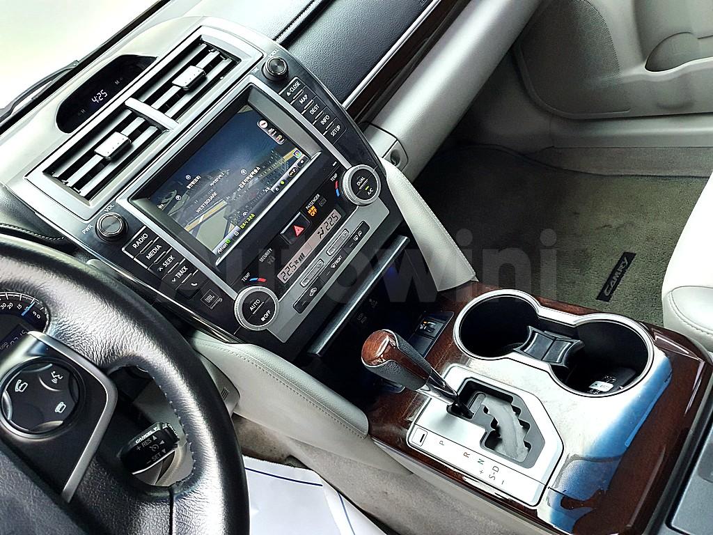 2012 TOYOTA  CAMRY 2.5 XLE - 11
