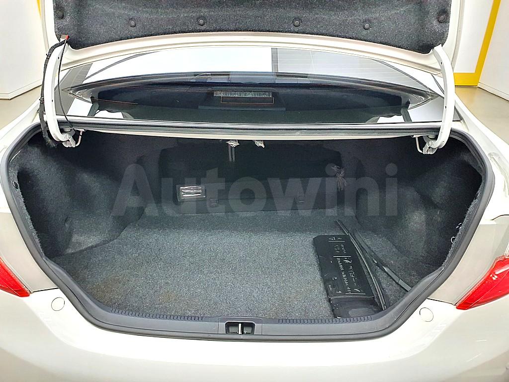 2012 TOYOTA  CAMRY 2.5 XLE - 16