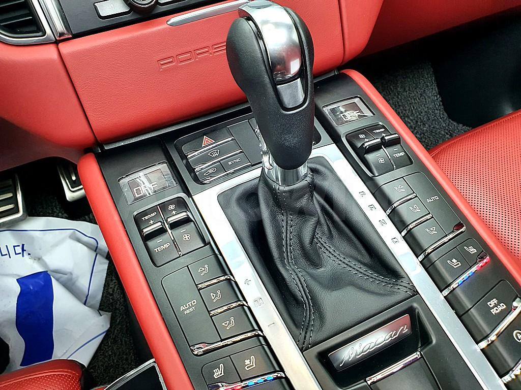 2015 PORSCHE MACAN 3.0S DIESEL 95B - 14
