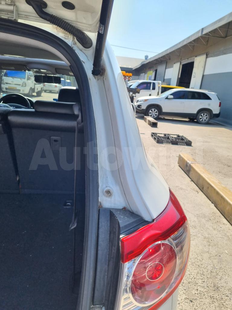 2010 HYUNDAI SANTAFE CM MLX - 25