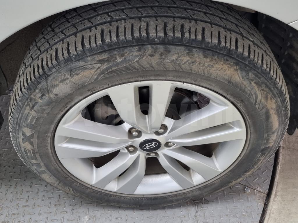 2011 HYUNDAI SANTAFE CM MLX + SUNROOF + NO ACCIDENT - 10
