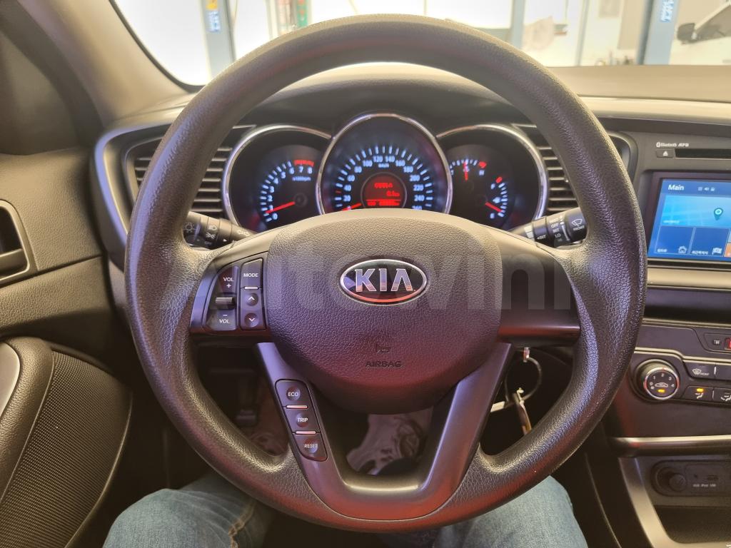 2013 KIA K5 OPTIMA . - 30