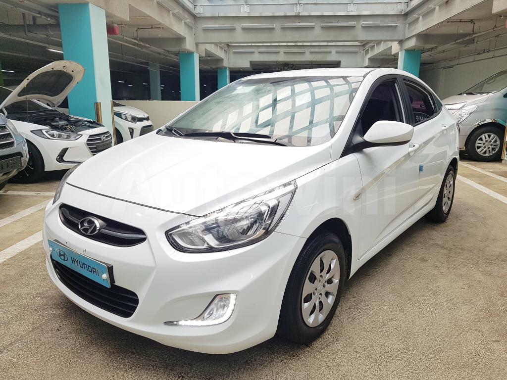 KMHCS41BEHU243256 2017 HYUNDAI ACCENT  GASOLINE(LED+ANDROID+LEATHER)-1