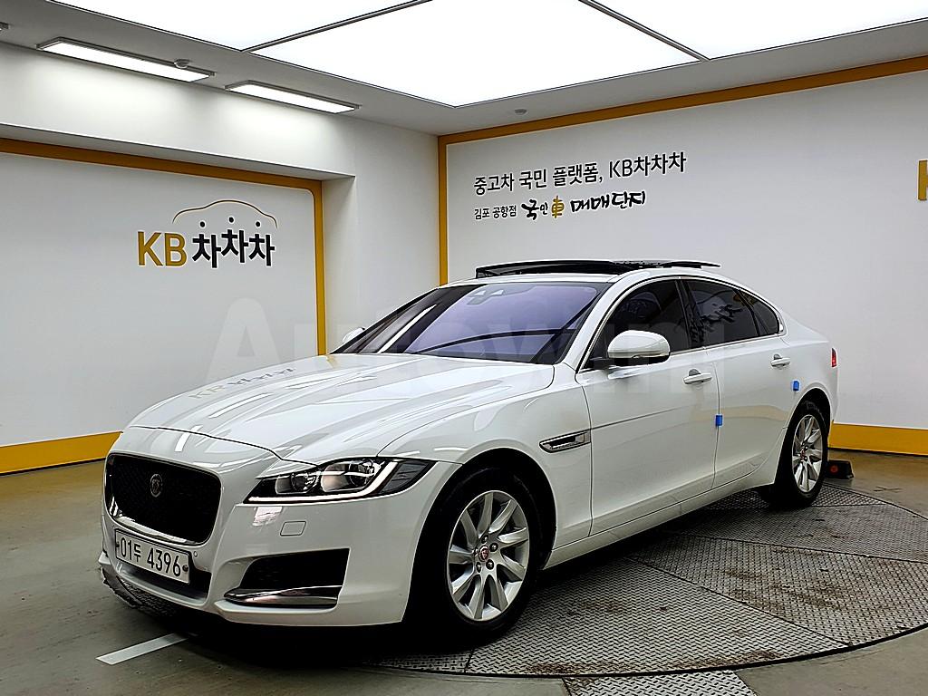 SAJBB4BN9HCY36890 2017 JAGUAR XF 2.0D PRESTIGE X260-0