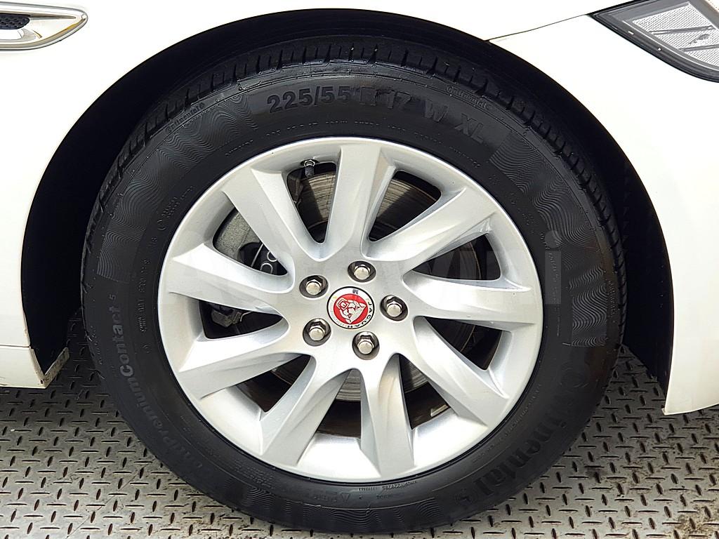 2017 JAGUAR XF 2.0D PRESTIGE X260 - 15