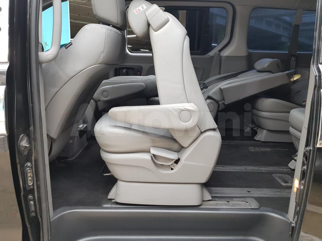 2018 HYUNDAI  GRAND STAREX FULL(17R+SUNROOF+FULLAUTO+GPS) - 30