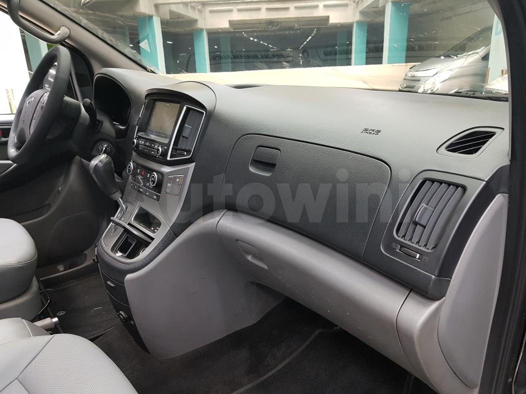 2018 HYUNDAI  GRAND STAREX FULL(17R+SUNROOF+FULLAUTO+GPS) - 33