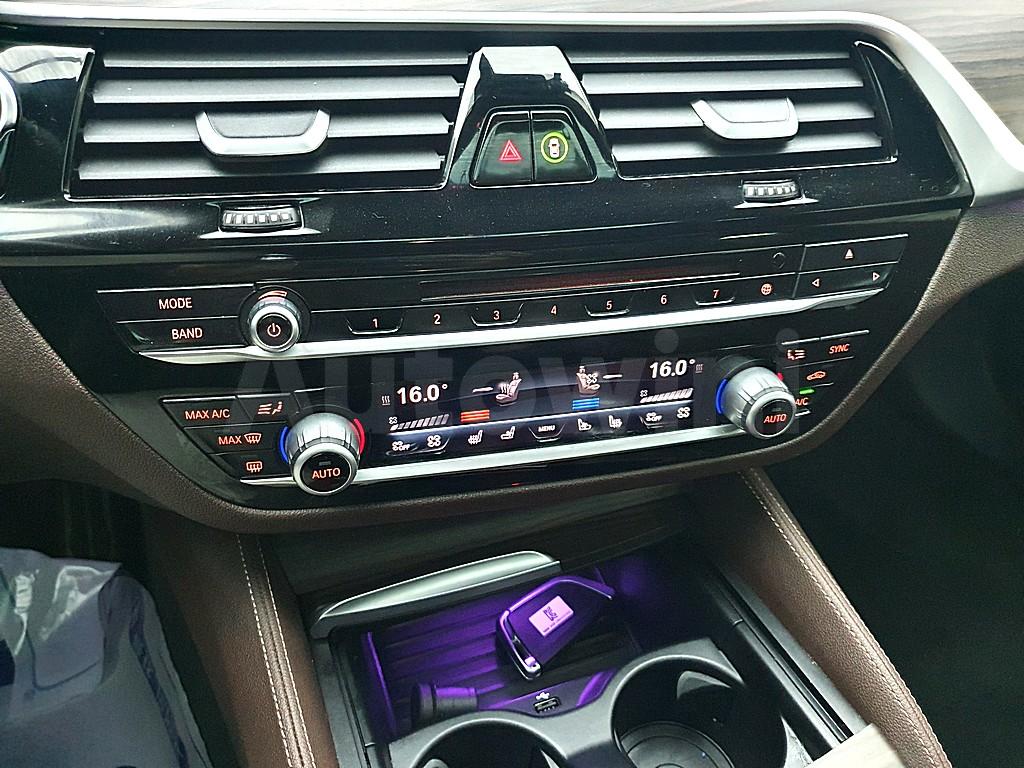 2017 BMW  5SERIES G30  520D M SPORT PLUS - 11