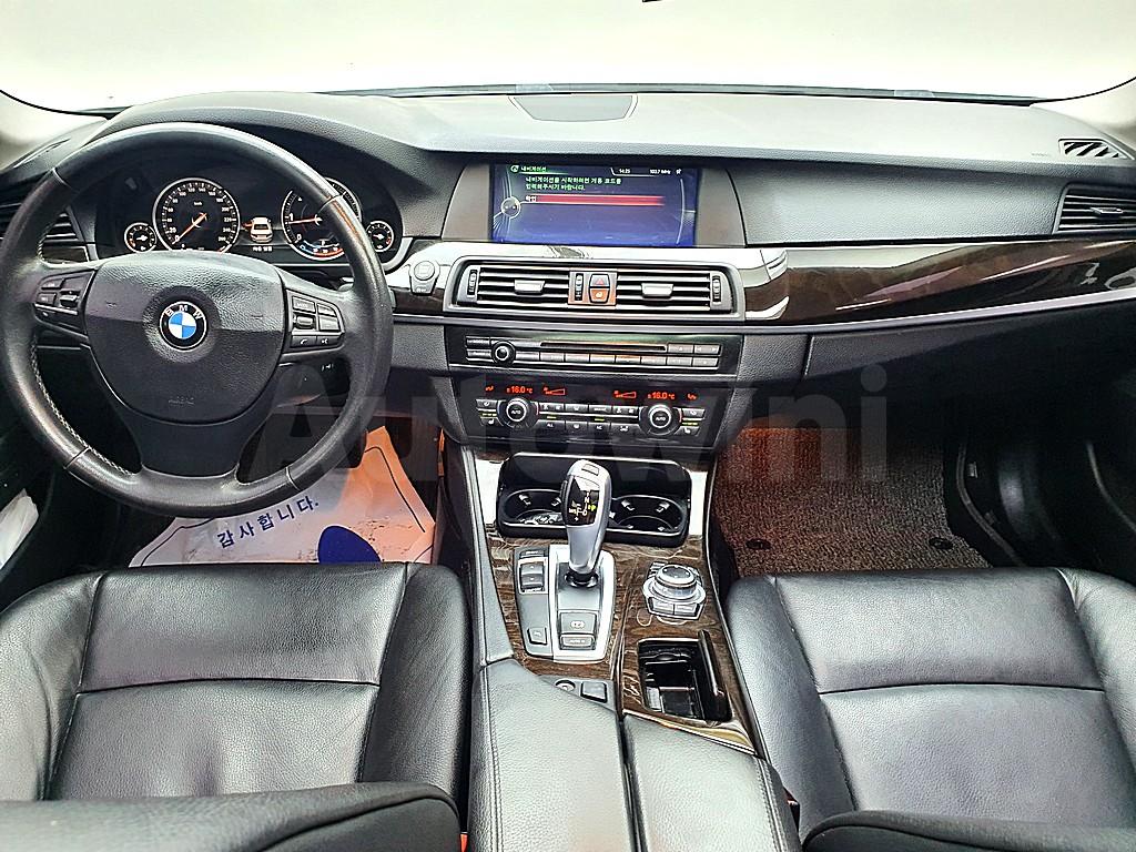 2013 BMW 5 SERIES F10  520D - 5
