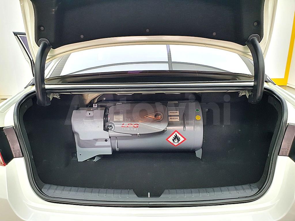 2018 KIA  K5 2TH GEN 2.0 LPI MX LUXURY - 18