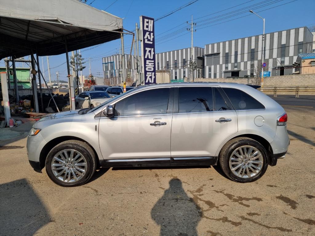 2LMDJ8JK3BBJ06747 2011 LINCOLN MKX AWD/FULL OPTION-1