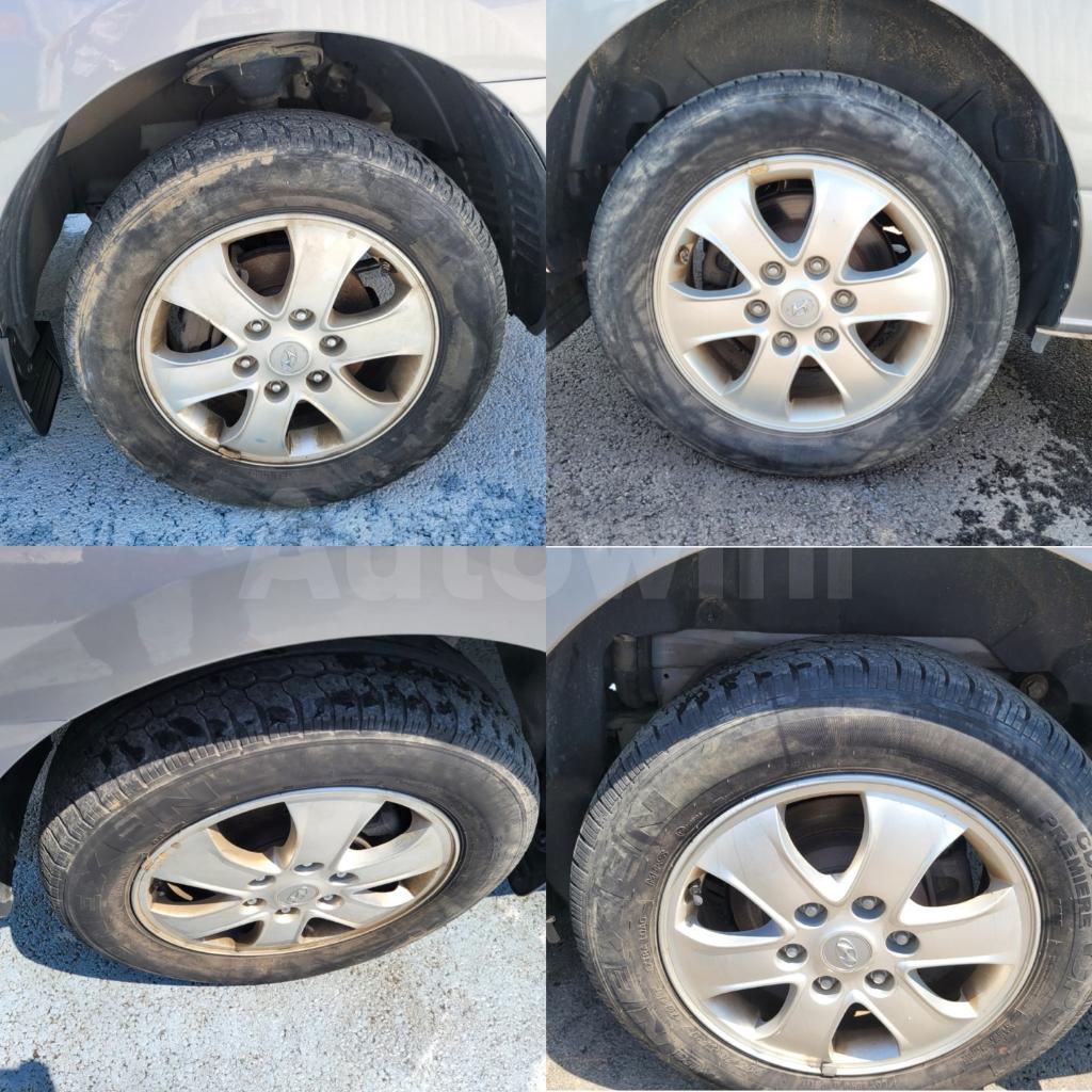 2017 HYUNDAI GRAND STAREX H-1 2.5 DIESEL WAGON 4WD - 13